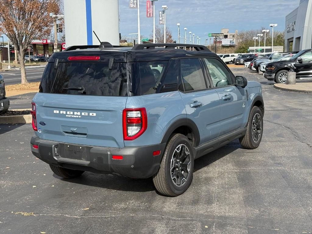 New 2025 Ford Bronco Sport Outer Banks w/ Outer Banks Tech Package+ image 3