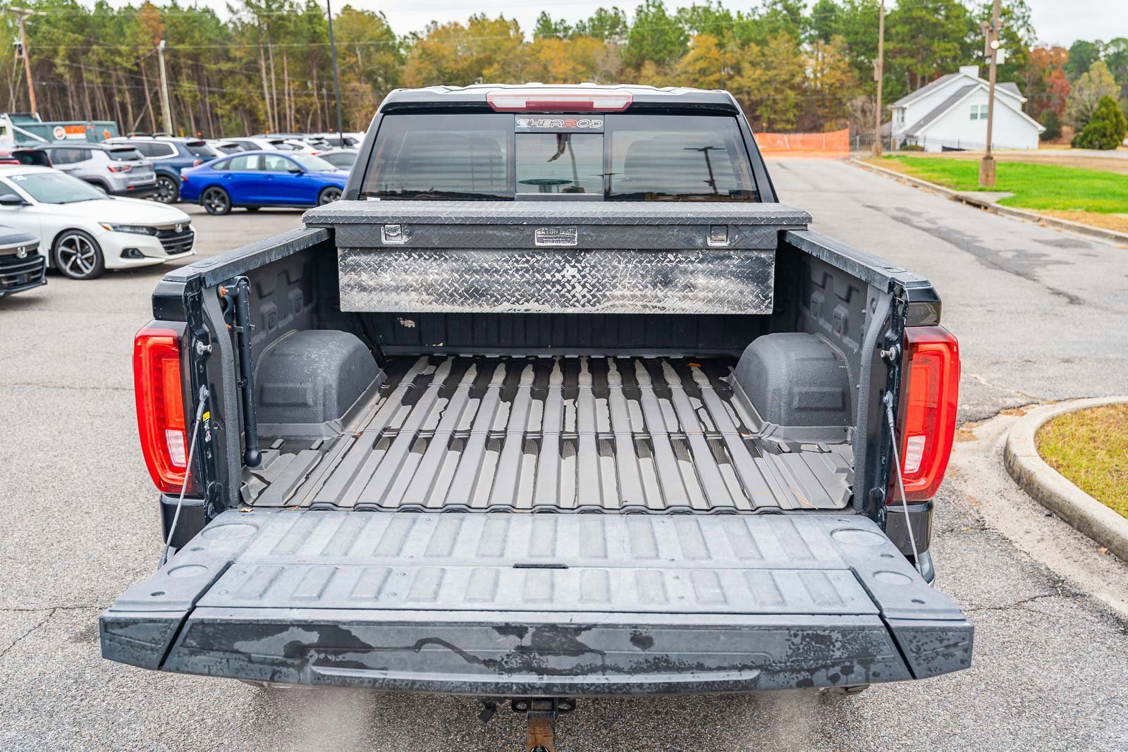Used 2019 GMC Sierra 1500 SLT w/ SLT Premium Plus Package image 17