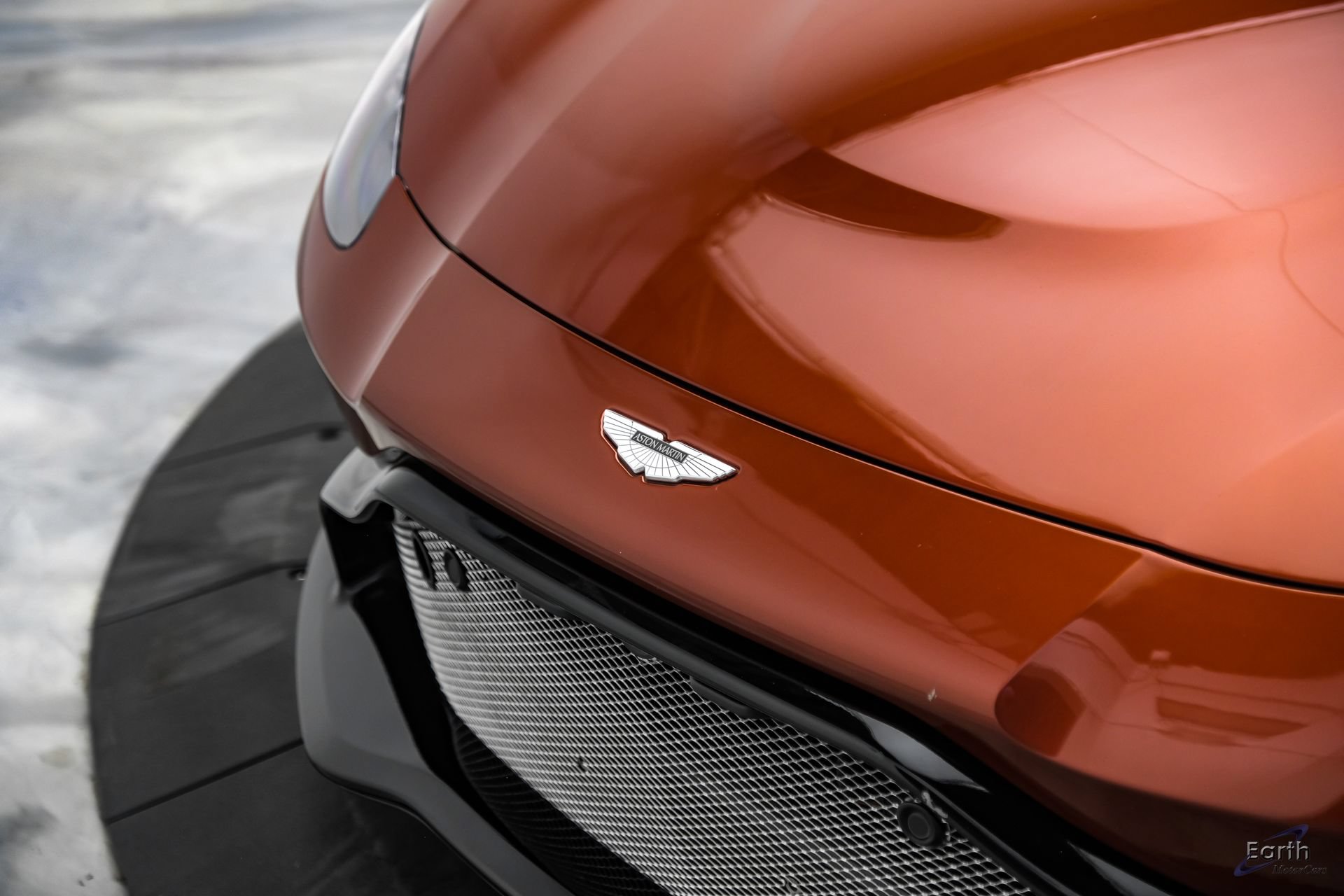 Used 2019 Aston Martin V8 Vantage Coupe RWD image 37