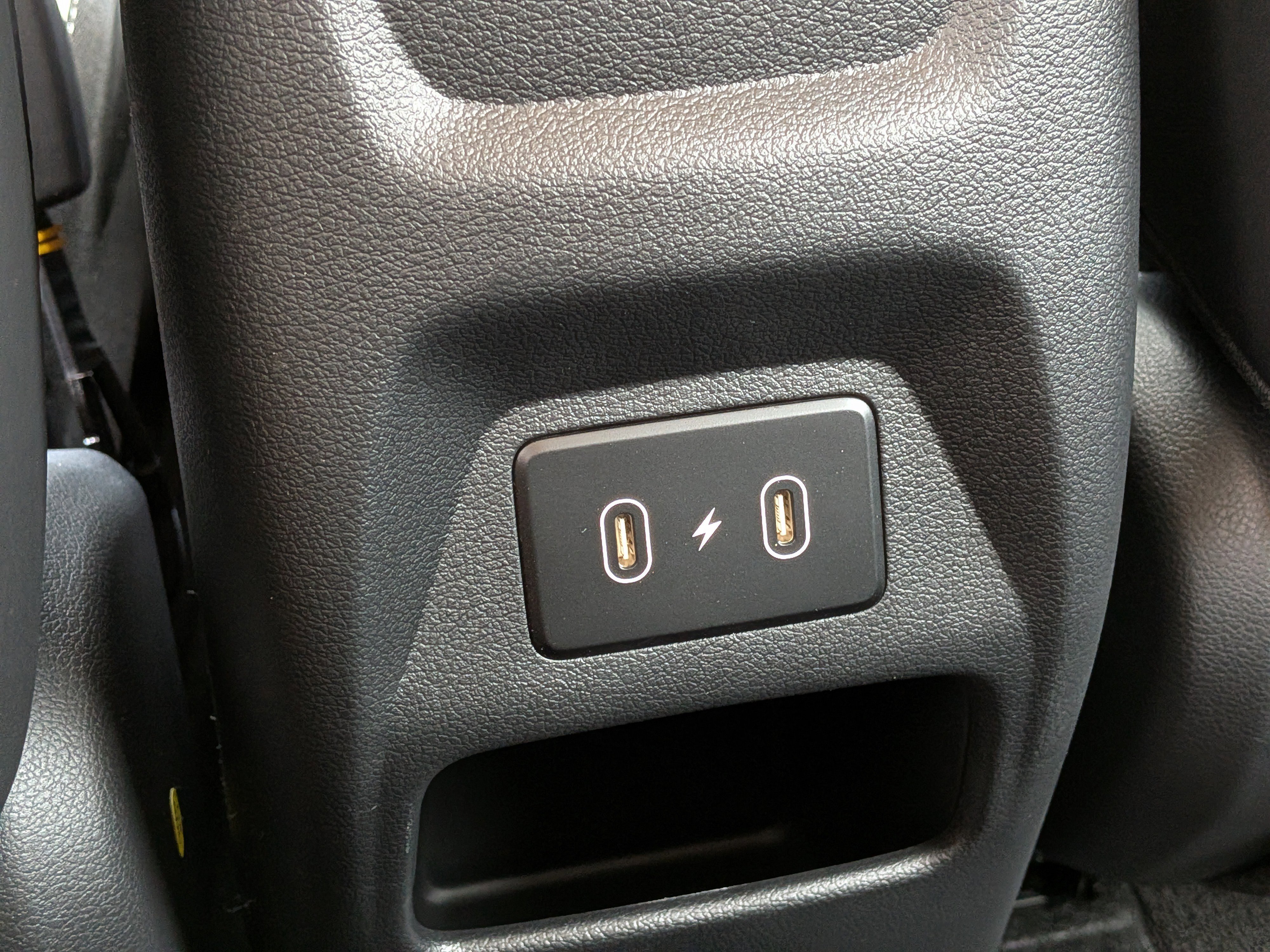 Used 2026 Hyundai Venue SEL FWD image 15