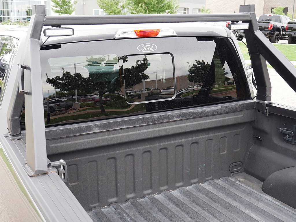 Used 2015 Ford F150 XLT w/ Equipment Group 302A Luxury AWD/4WD image 62