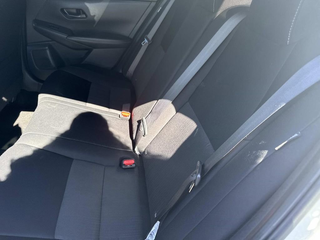 Used 2024 Nissan Sentra SV image 16