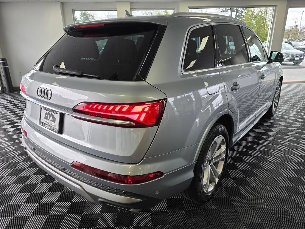 Used 2025 Audi Q7 3.0T Premium Plus image 3