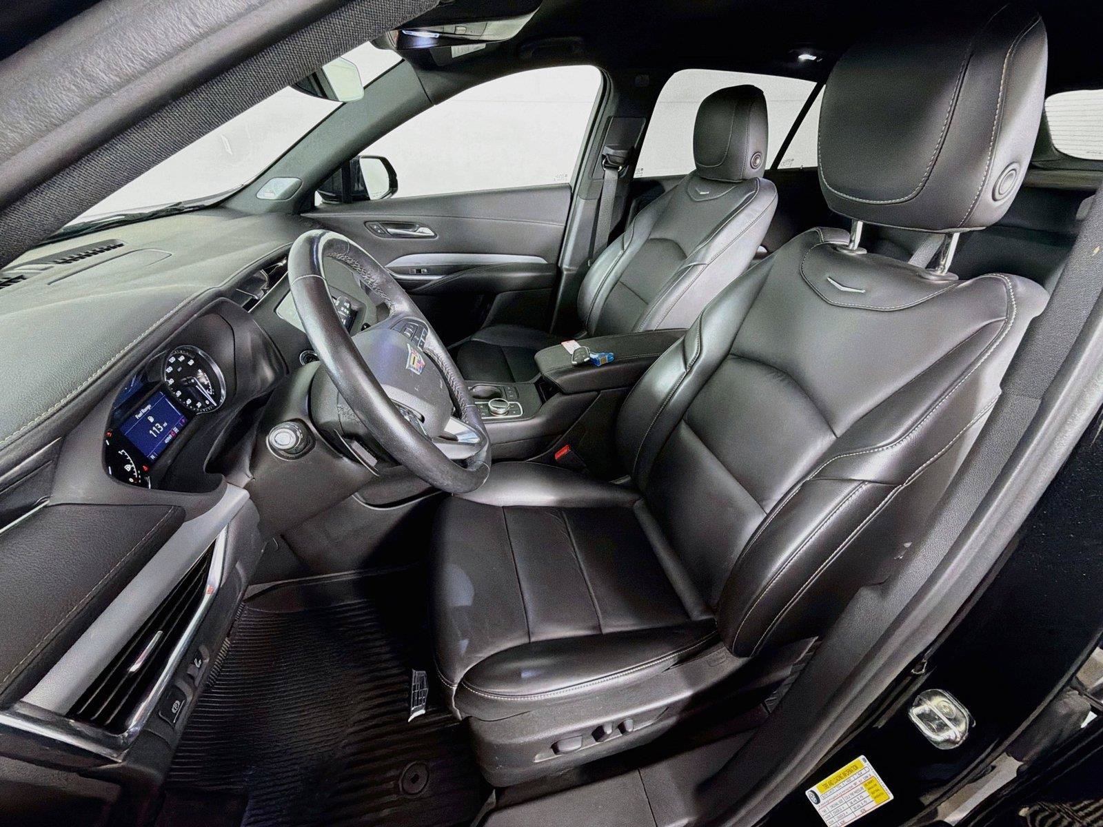 Used 2020 Cadillac XT4 Premium Luxury w/ Cold Weather Package AWD/4WD image 2