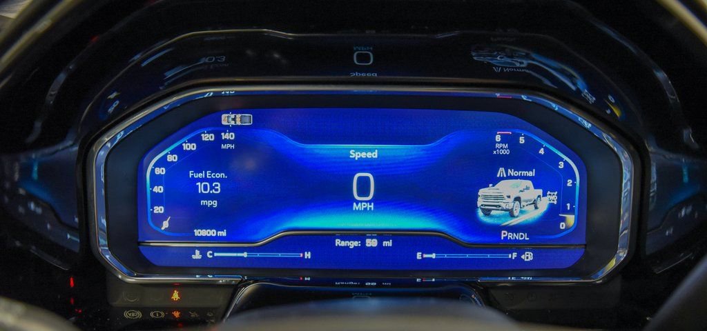 Used 2025 Chevrolet Silverado 2500 LT w/ Safety Package image 25