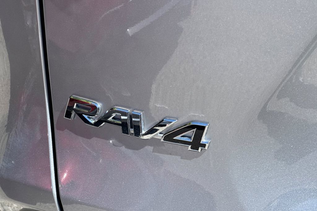Certified 2025 Toyota RAV4 LE AWD/4WD image 25
