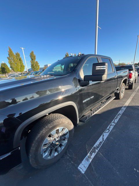 Used 2025 Chevrolet Silverado 2500 Custom w/ Snow Plow Prep/Camper Package AWD/4WD image 3