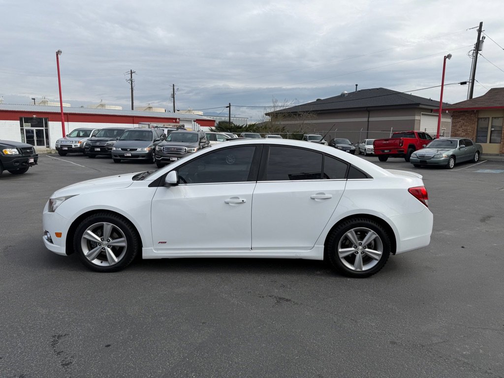 Used 2014 Chevrolet Cruze LT w/ RS Package FWD image 3