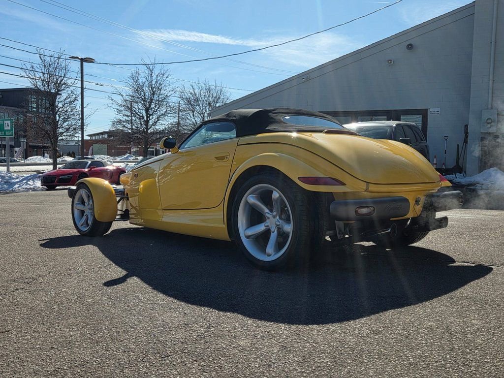 Used 1999 Plymouth Prowler RWD image 4