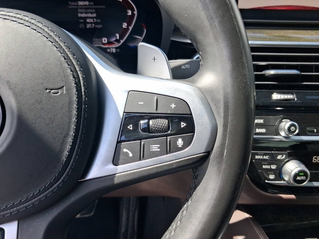 Used 2021 BMW M550i xDrive w/ Dynamic Handling Package AWD/4WD image 21