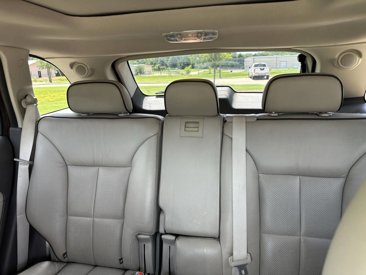 Used 2010 Lincoln MKX 2WD image 5