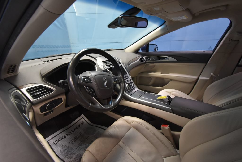 Used 2020 Lincoln MKZ Reserve w/ Elements Package FWD image 2