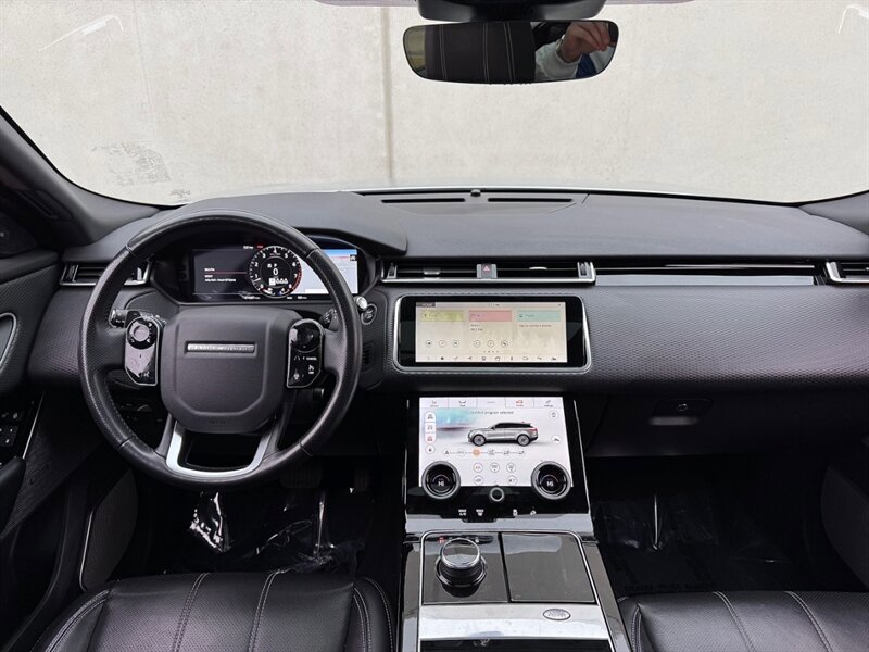 Used 2020 Land Rover Range Rover Velar S AWD/4WD image 14