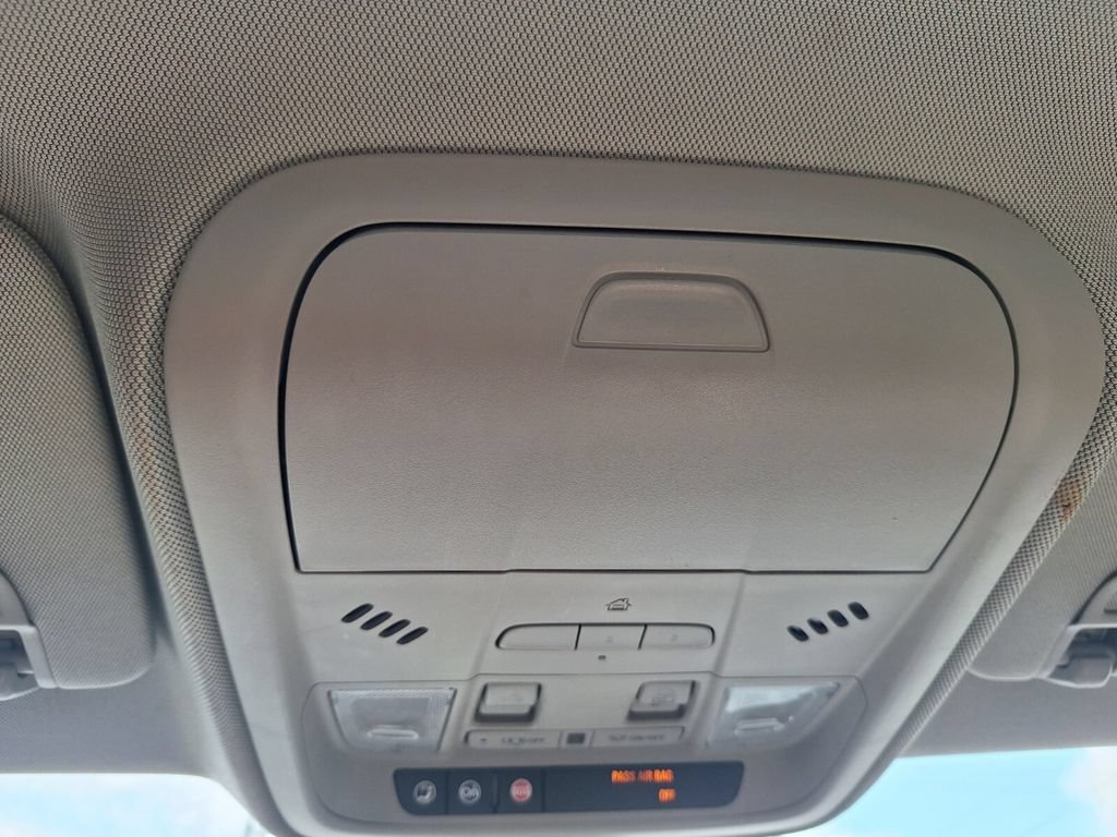 Used 2019 Cadillac XT4 Luxury FWD image 19