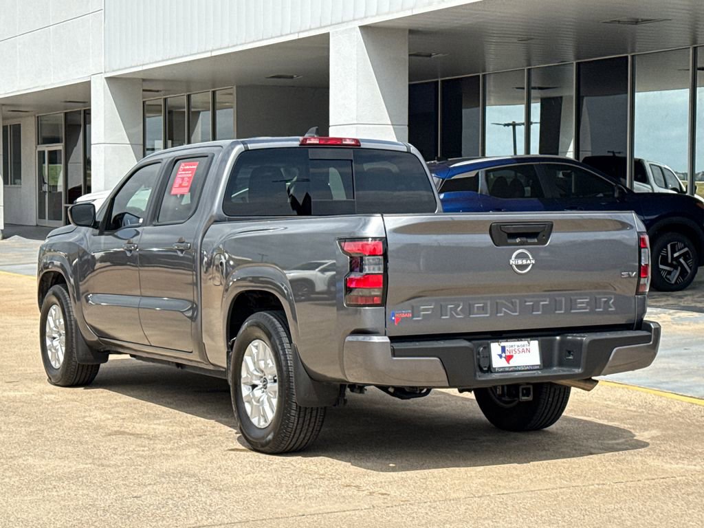 Used 2024 Nissan Frontier SV image 7