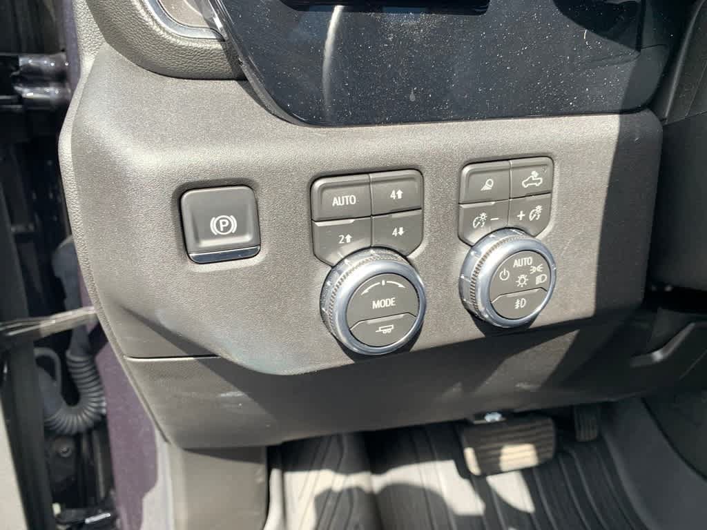 Used 2026 GMC Sierra 1500 Elevation w/ Elevation Premium Package AWD/4WD image 23