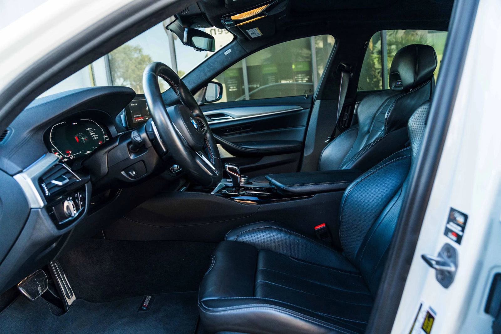 Used 2020 BMW M5 w/ Executive Package image 25