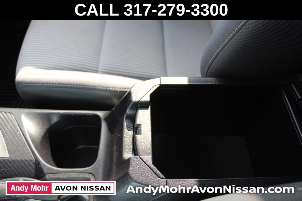 Used 2014 Toyota RAV4 XLE AWD/4WD image 38