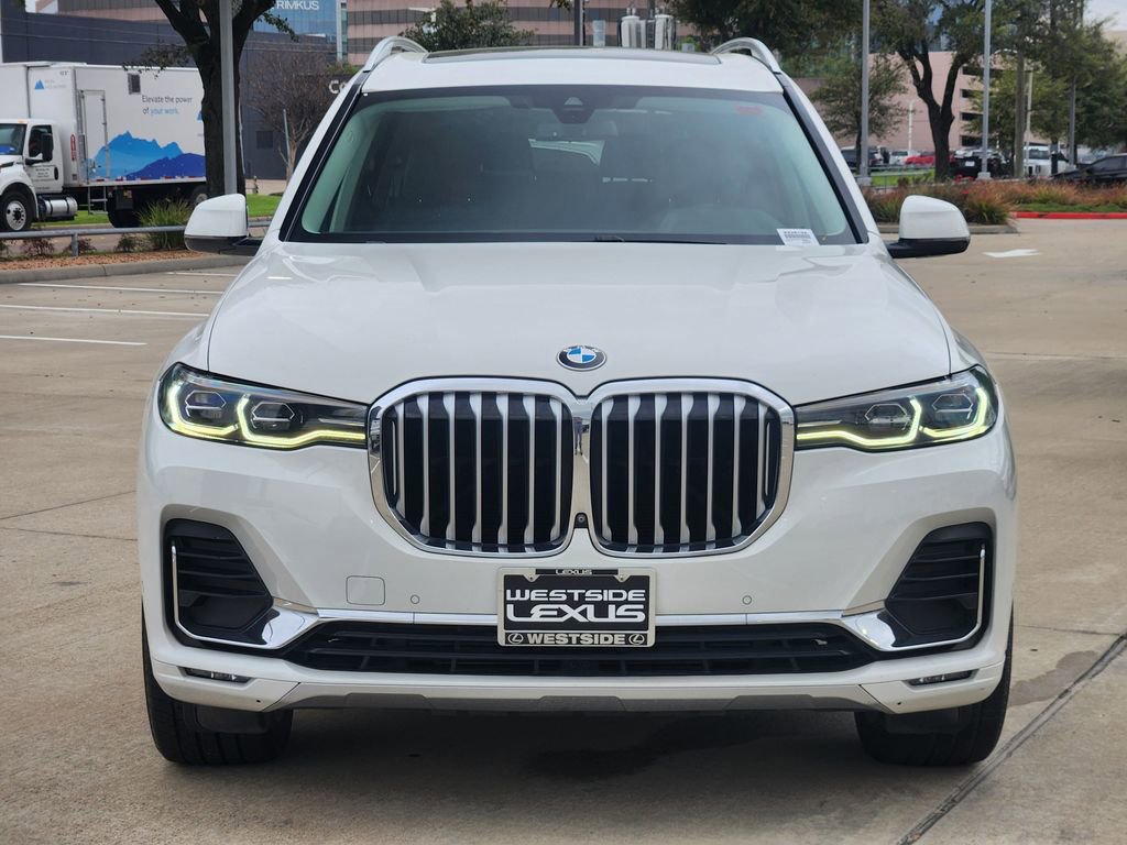 Used 2019 BMW X7 xDrive40i w/ Cold Weather Package image 2