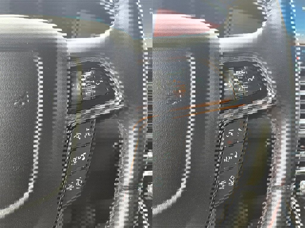 Used 2024 Lincoln Navigator L Premiere image 18