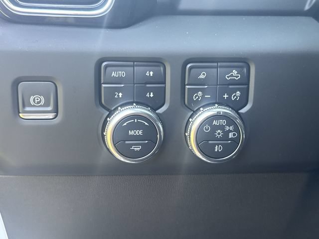 Used 2024 GMC Sierra 1500 Denali AWD/4WD image 36