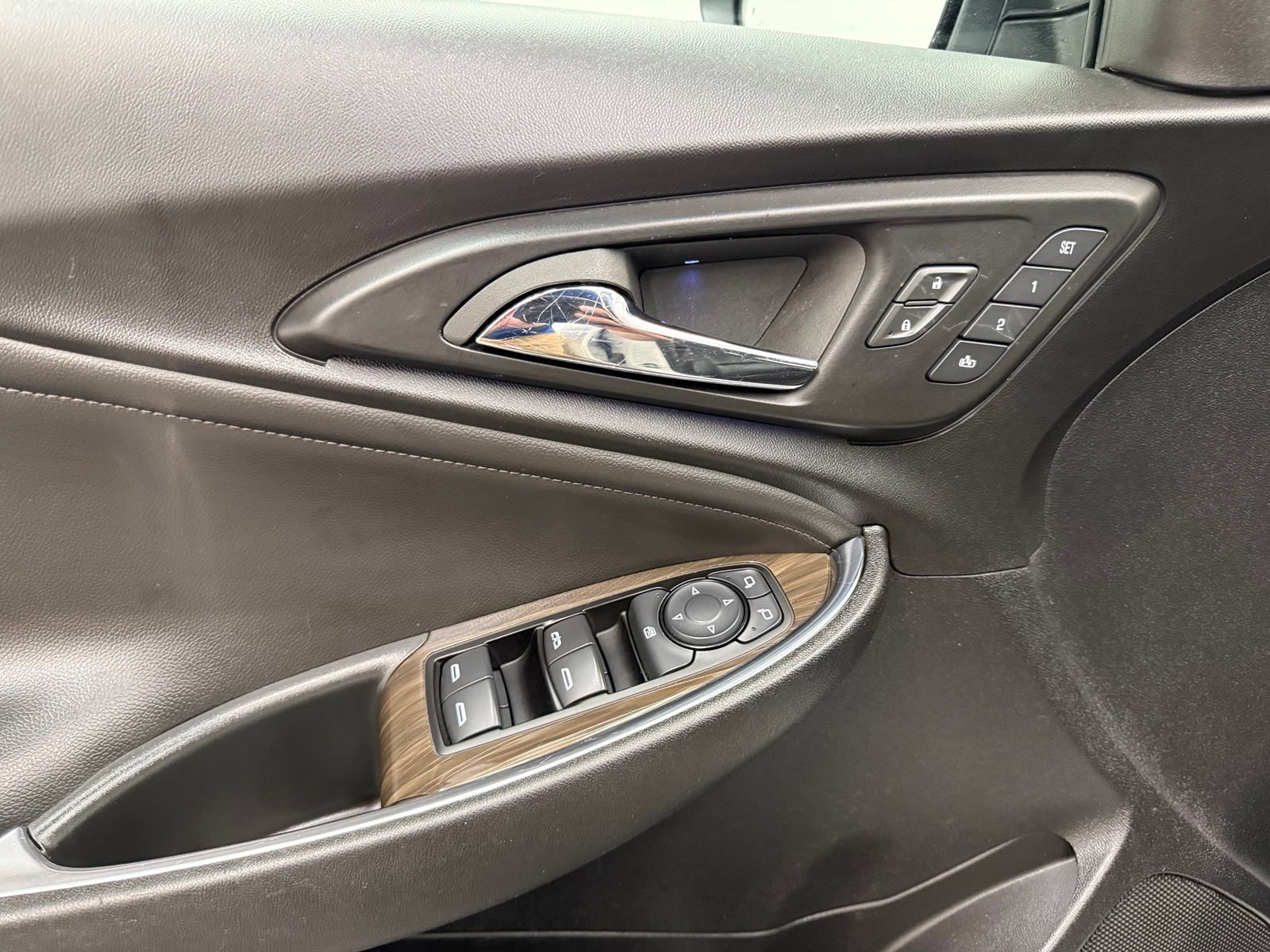 Used 2024 Chevrolet Malibu LT FWD image 10