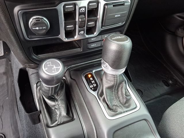 Used 2024 Jeep Gladiator Sport AWD/4WD image 11