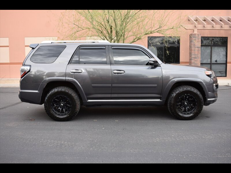Used 2016 Toyota 4Runner Limited AWD/4WD image 1