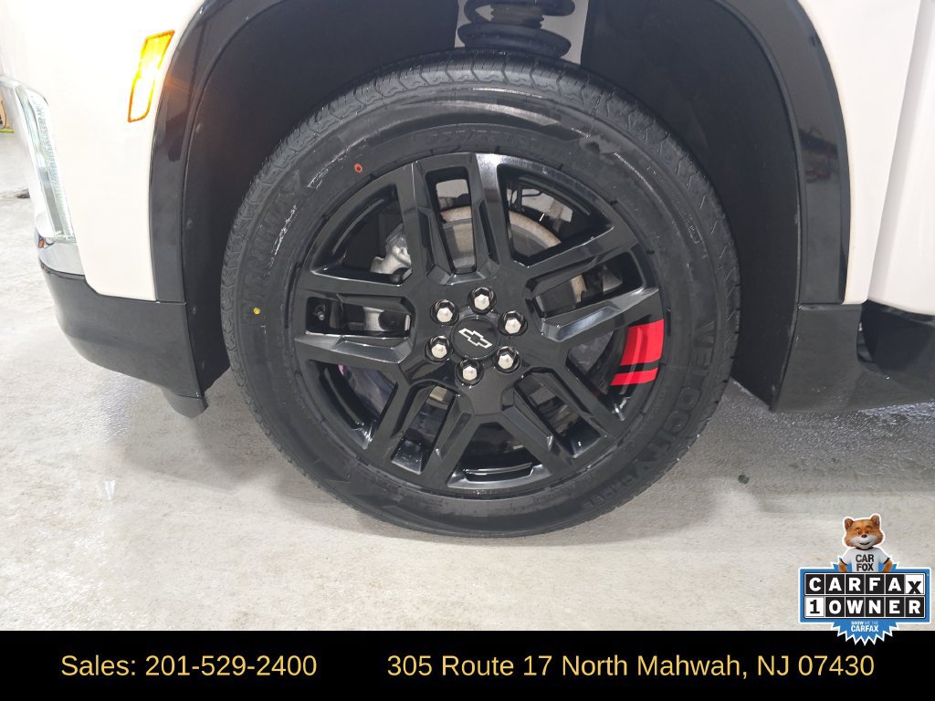 Used 2023 Chevrolet Traverse Premier w/ Redline Edition AWD/4WD image 28