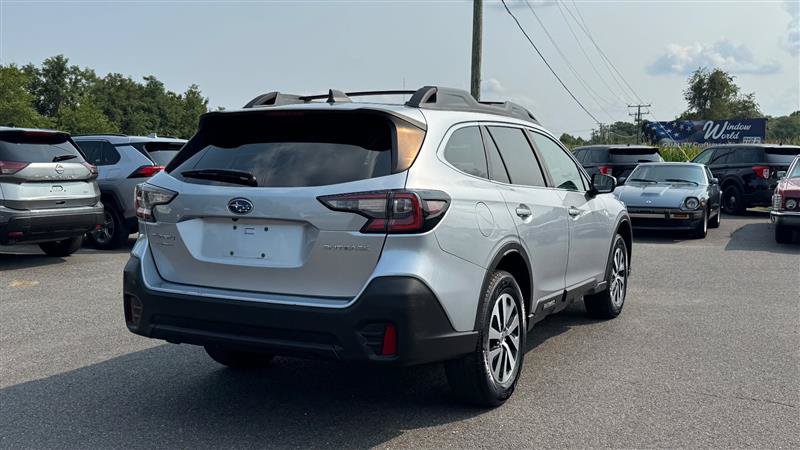 Used 2022 Subaru Outback Premium AWD/4WD image 10