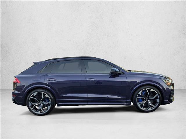 Used 2022 Audi RS Q8 w/ Black Optic Package image 4