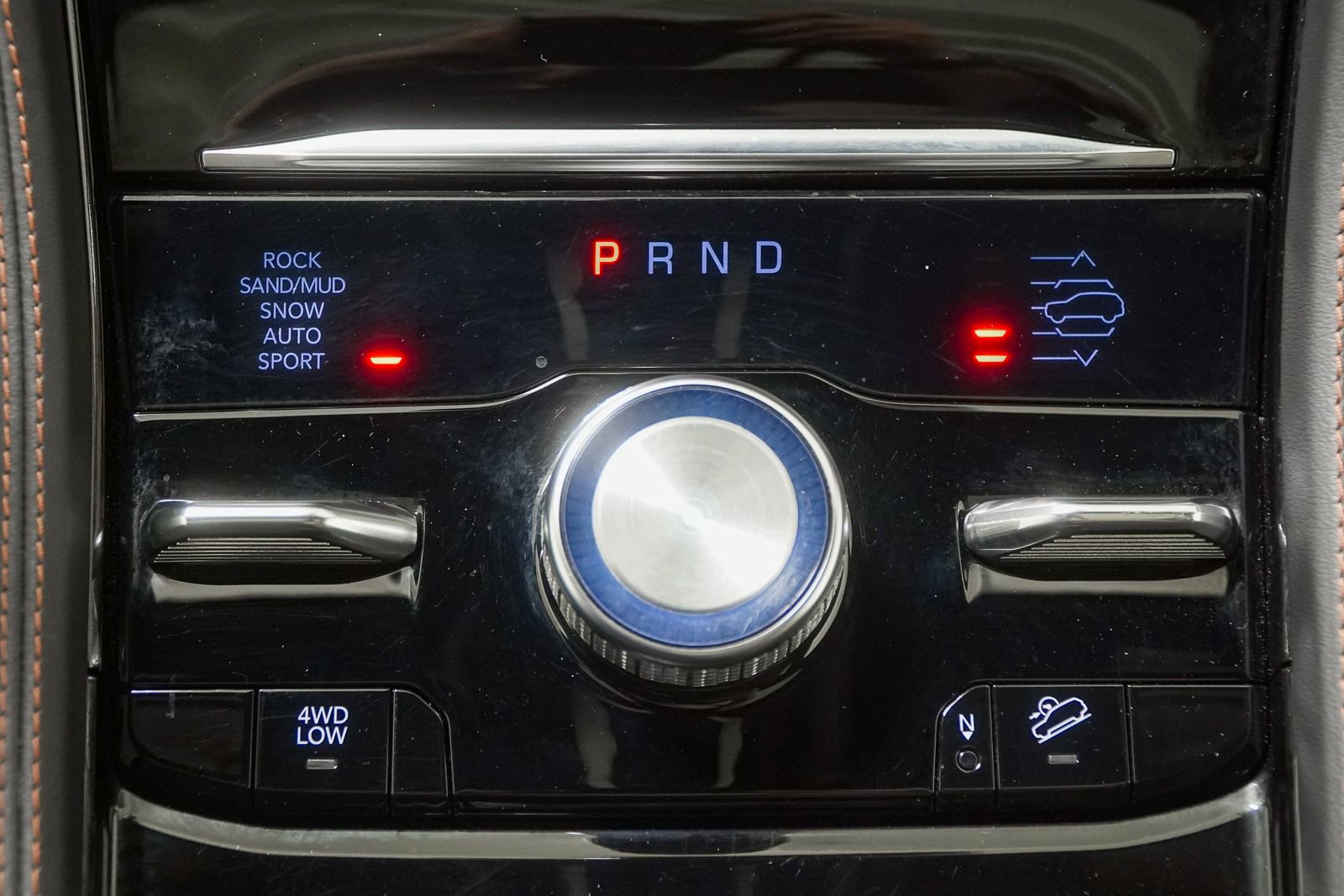 Used 2023 Jeep Grand Cherokee Summit AWD/4WD image 41