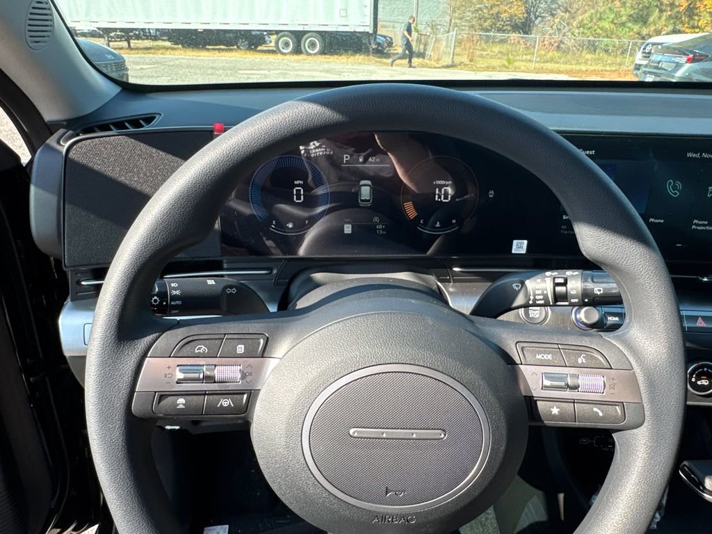 New 2026 Hyundai Kona SE image 17