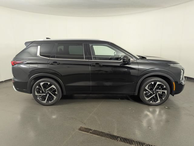 Used 2022 Mitsubishi Outlander SEL AWD/4WD image 8