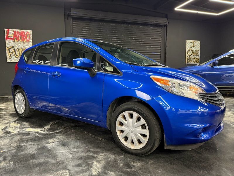 Used 2016 Nissan Versa Note SV FWD image 3