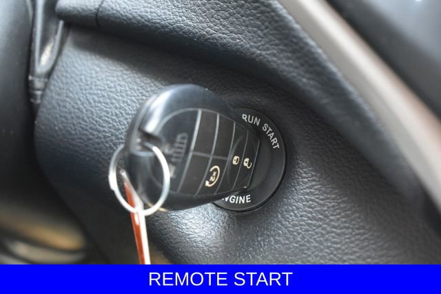 Used 2015 Jeep Cherokee Latitude w/ Cold Weather Group AWD/4WD image 4