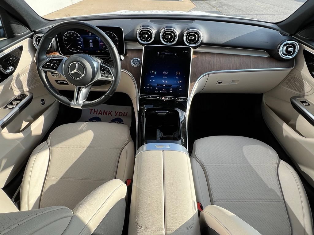 Used 2022 Mercedes-Benz C 300 4MATIC Sedan image 2