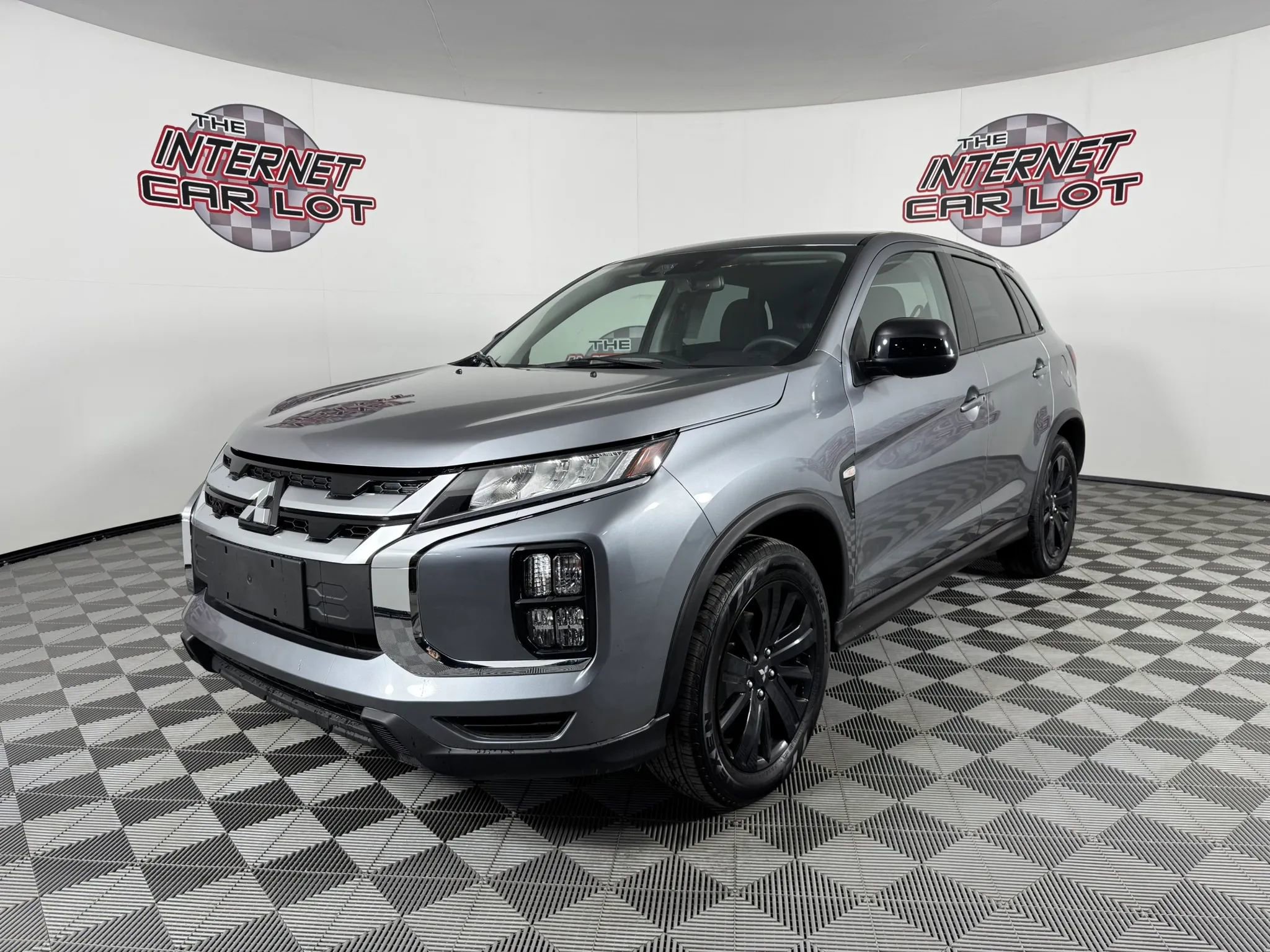 Used 2025 Mitsubishi Outlander Sport LE AWD/4WD image 3