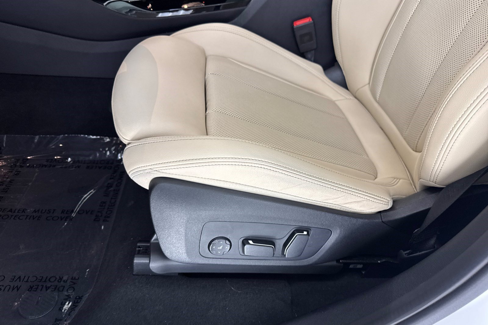 Certified 2024 BMW X3 sDrive30i w/ Convenience Package RWD image 14