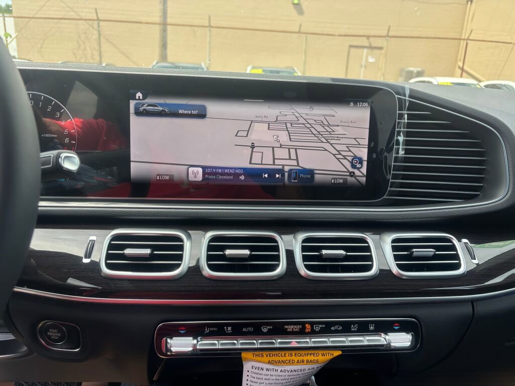 New 2026 Mercedes-Benz GLE 450e 4MATIC image 18