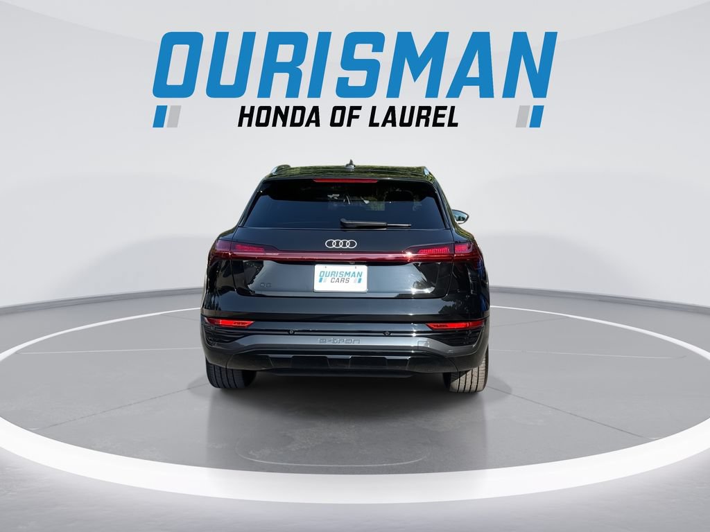 Used 2024 Audi Q8 e-tron Premium Plus AWD/4WD image 7