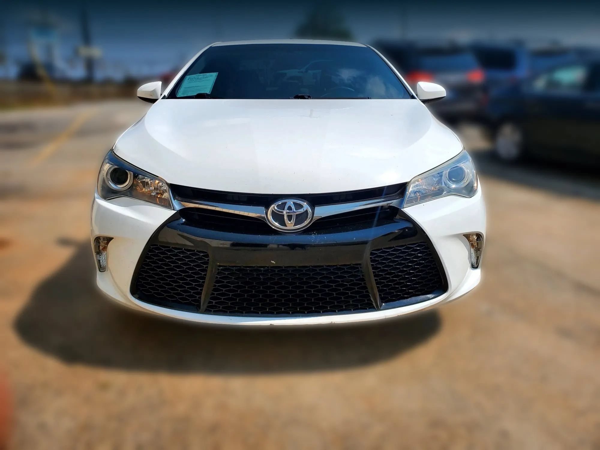 Used 2017 Toyota Camry SE FWD image 20
