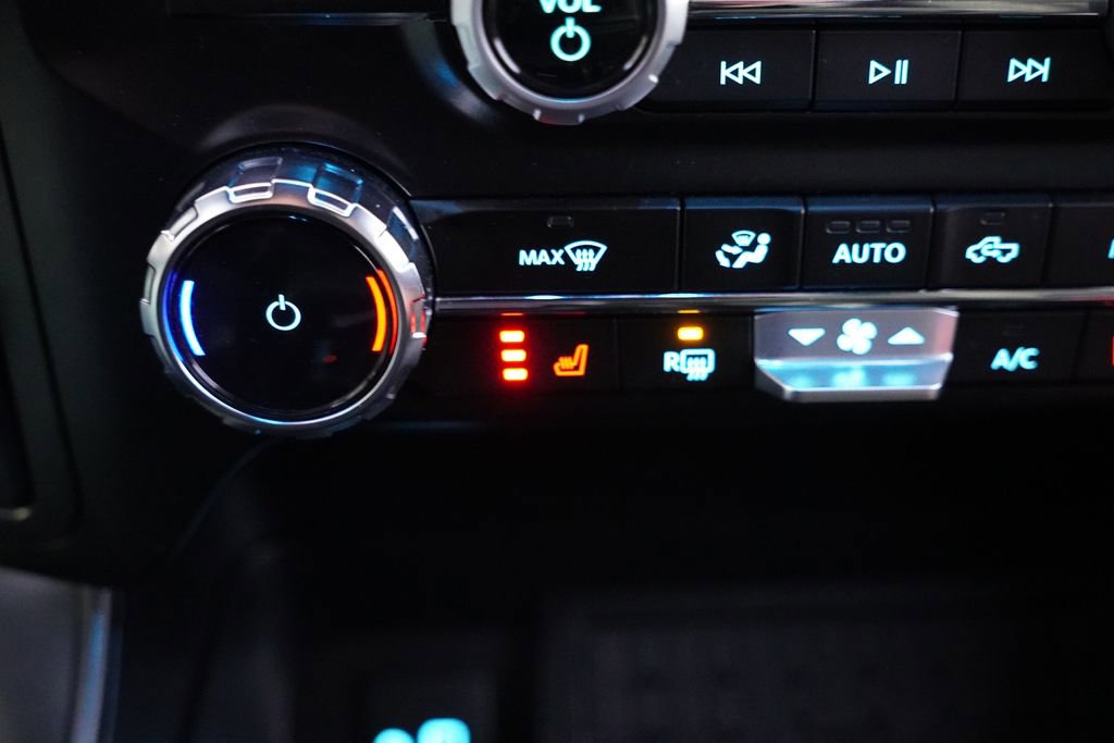 Used 2024 Ford F150 XLT w/ Equipment Group 302A MID image 26