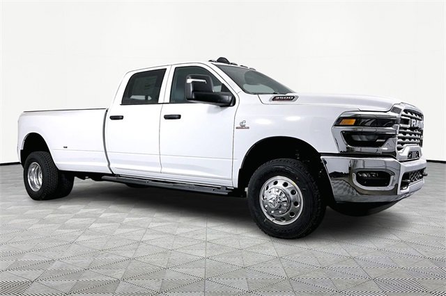 New 2026 RAM 3500 Tradesman image 3