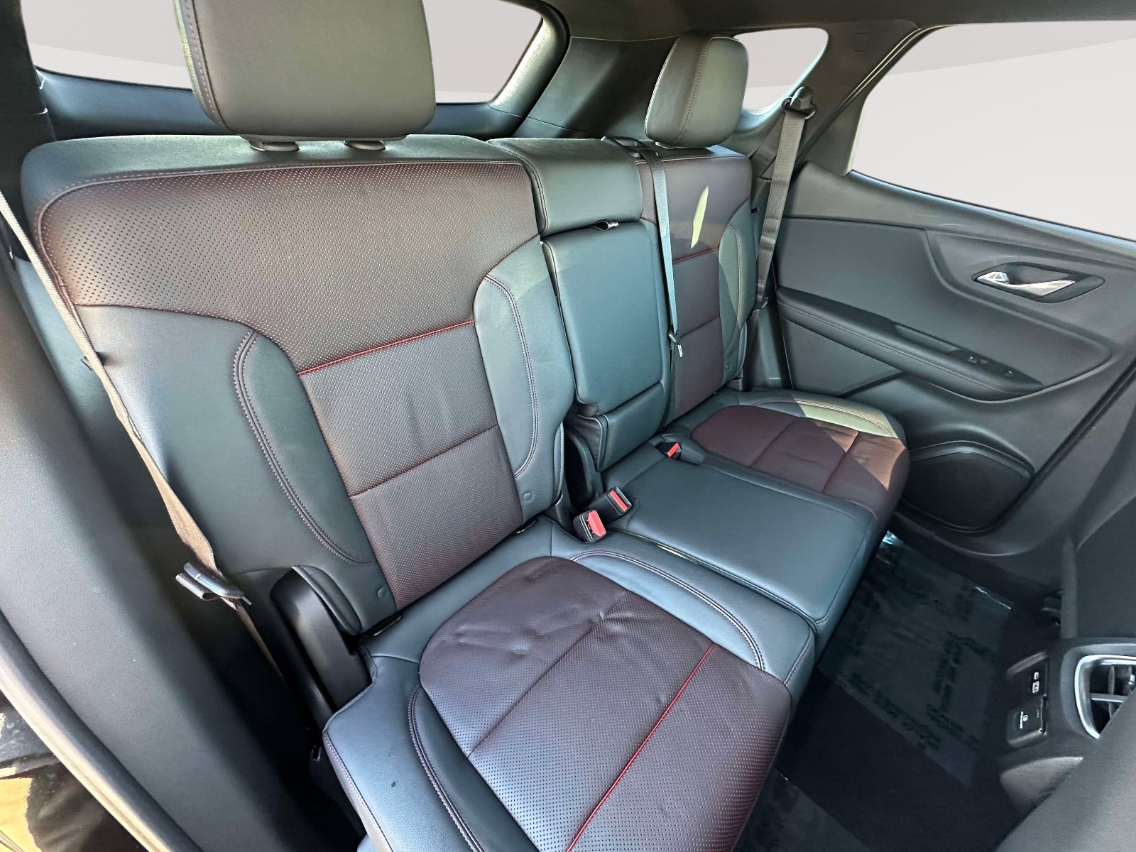 Certified 2025 Chevrolet Blazer RS w/ Driver Confidence II Package image 30