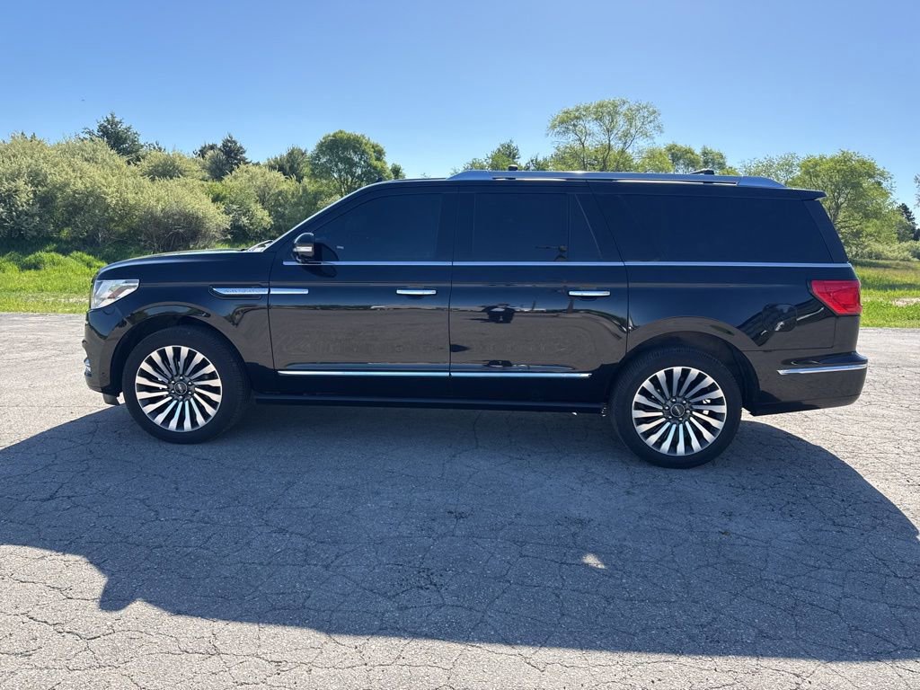 Used 2019 Lincoln Navigator L Reserve AWD/4WD image 8