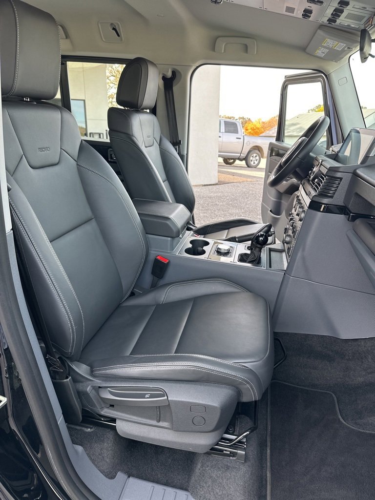 Used 2024 INEOS Grenadier Fieldmaster Edition image 16