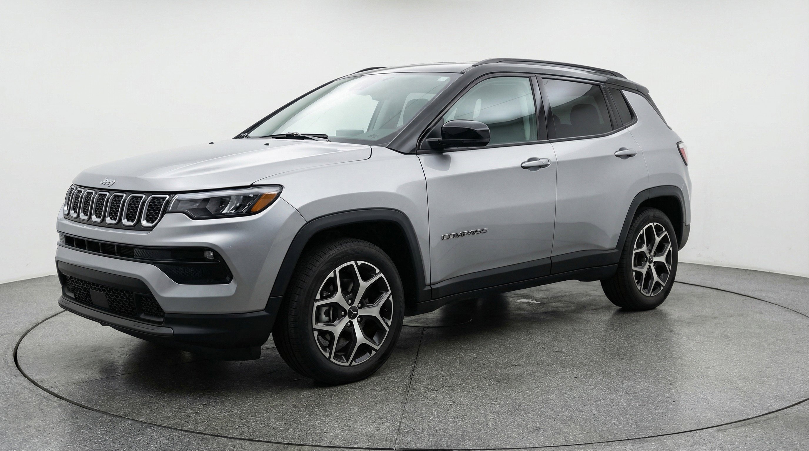 Used 2025 Jeep Compass Limited image 3
