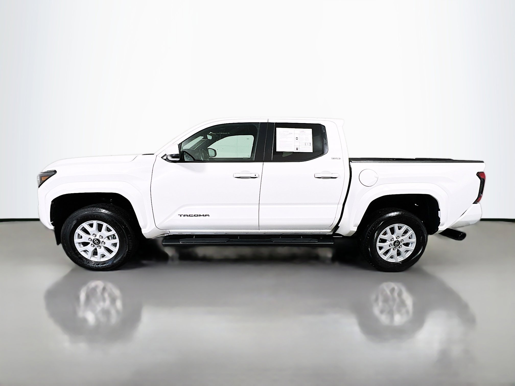 Used 2024 Toyota Tacoma SR5 image 8
