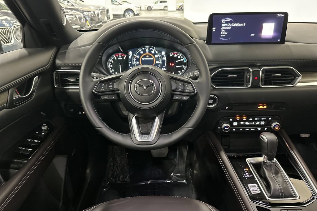 Used 2025 MAZDA CX-5 Signature AWD/4WD image 16
